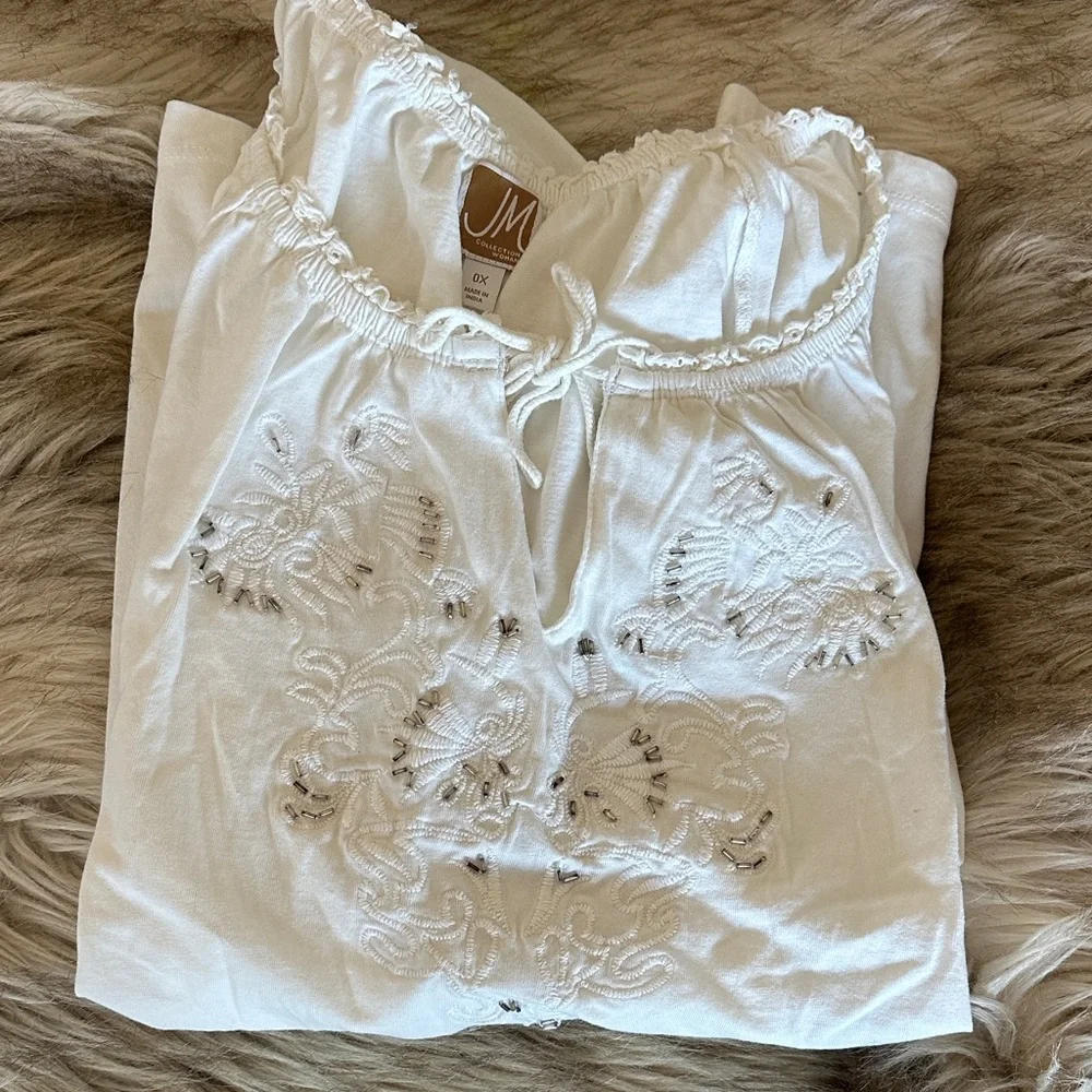 JM Collection White Ruffled Blouse - Picture 5 of 5